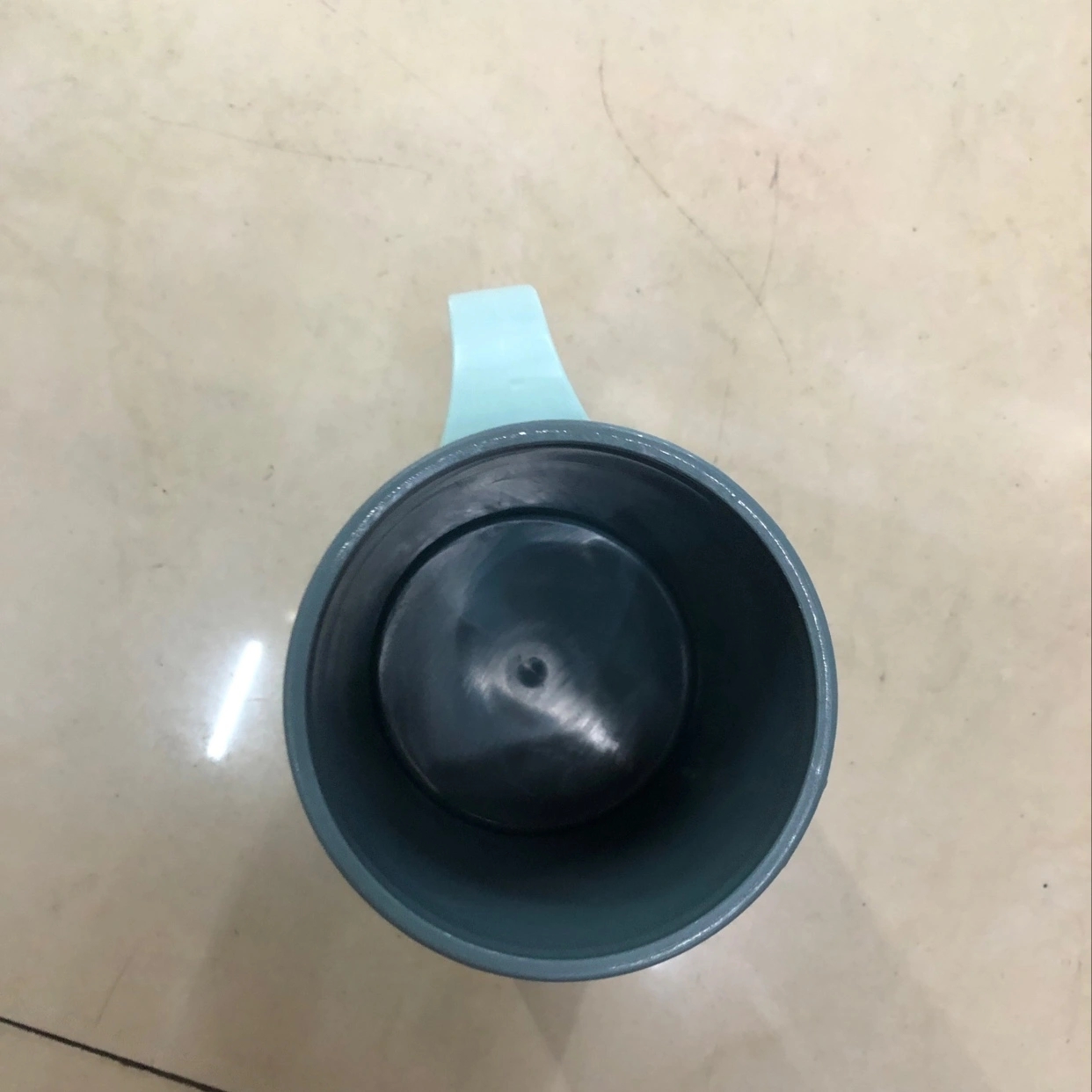 塑料口杯